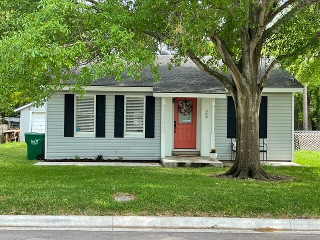 property at 309 McNeese St