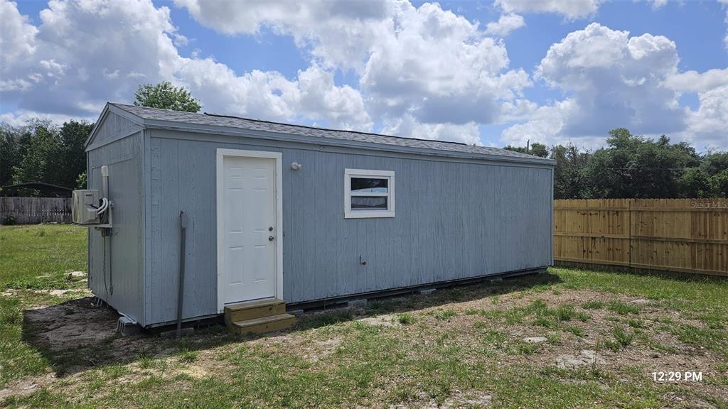3142 Diana Dr in Zephyrhills, FL - Building Photo