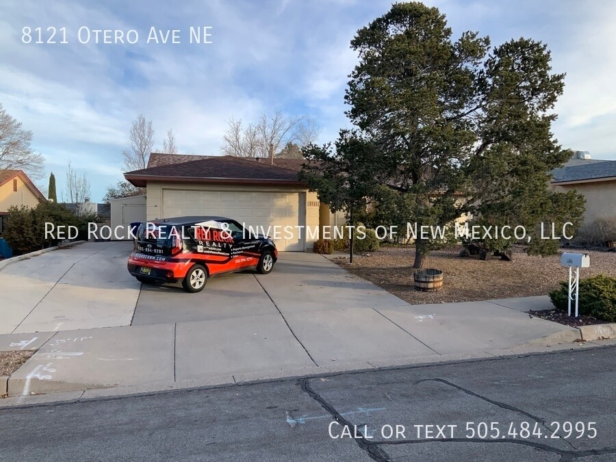 8121 Otero Ave NE in Albuquerque, NM - Building Photo