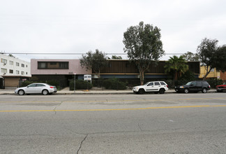 6930 Fulton Ave in North Hollywood, CA - Building Photo - Building Photo