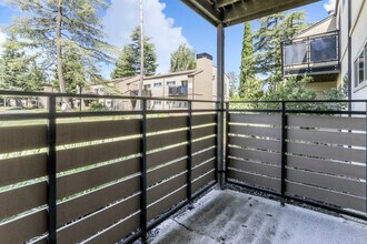 Venetian Bridges in Stockton, CA - Foto de edificio - Building Photo