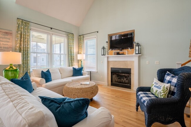 220 Florida Ave in Carolina Beach, NC - Building Photo - Building Photo