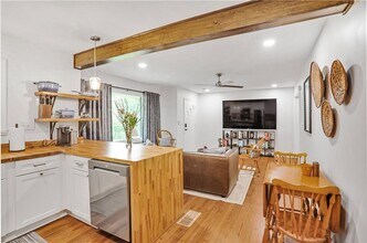 1397 Skyhaven Rd SE in Atlanta, GA - Building Photo - Building Photo