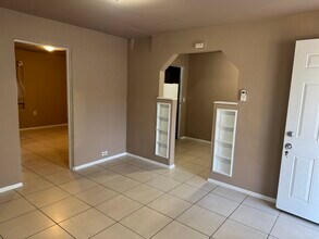 434 N 42nd St, Unit 2 in Phoenix, AZ - Building Photo - Building Photo