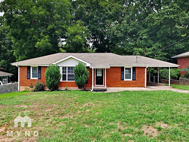 property at 726 Pineridge Rd