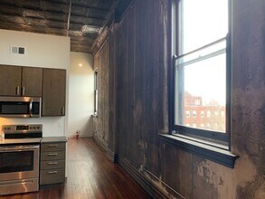 818 Monmouth St-Unit -Unit 309 in Newport, KY - Building Photo - Building Photo