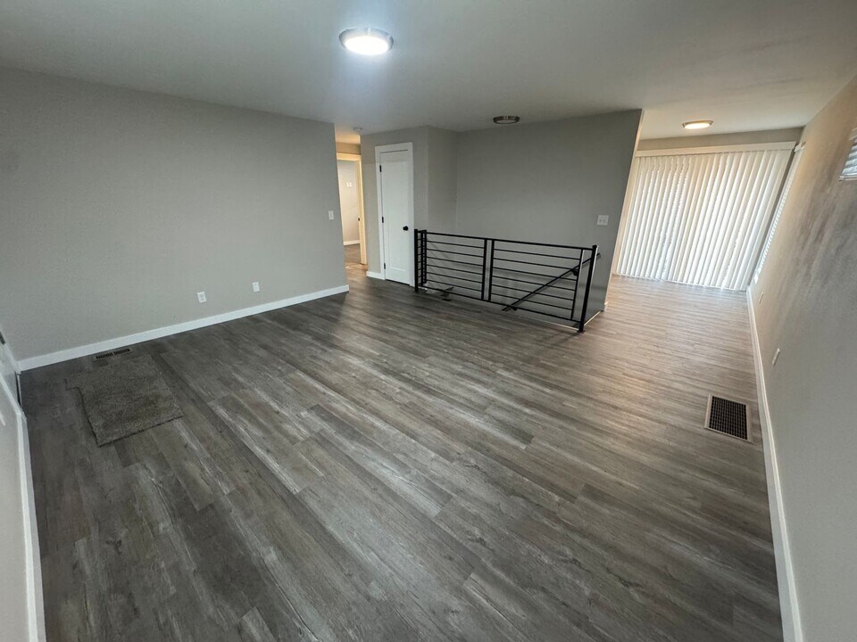 327 E Wabash Ave in Spokane, WA - Building Photo