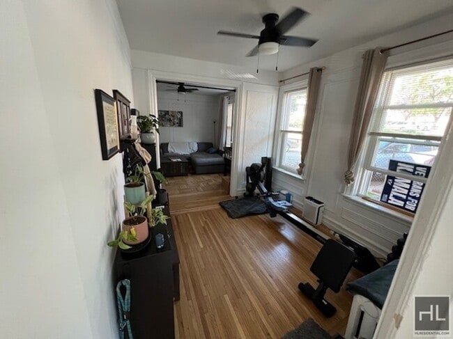 cambridge Ave in Bronx, NY - Building Photo - Building Photo