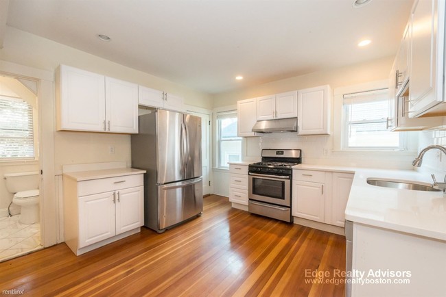 33 Champney St in Boston, MA - Building Photo - Building Photo