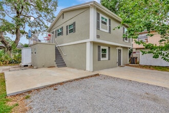 2223 Gordon St, Unit A in Tampa, FL - Building Photo - Building Photo