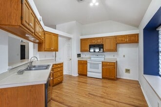 1116 Earl A Rodkey Dr in Edmond, OK - Building Photo - Building Photo