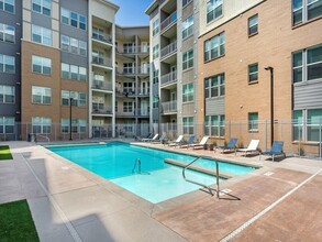 Arcadia Apartment Homes in Sandy, UT - Foto de edificio - Building Photo