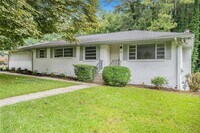 560 Lynn Valley Rd SW