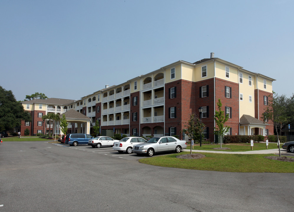 Veranda at Midtown in Savannah, GA - Building Photo