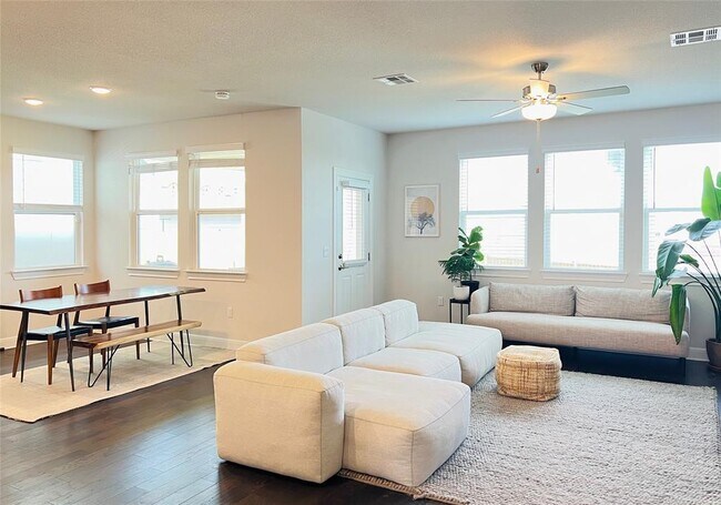 property at 15601 Ellinger Dr