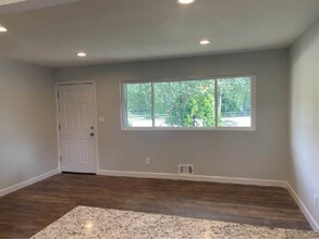 286 Chambers Brg Rd in Brick, NJ - Building Photo - Building Photo