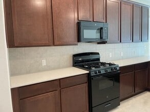 2602 Ocean Key Dr in La Marque, TX - Building Photo - Building Photo
