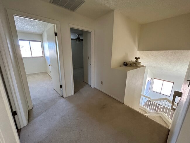 property at 3415 Ridgecrest Dr