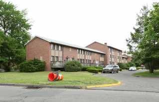 Oak Ridge North Apartments