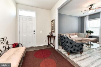 321 Pink Azalea Terrace SE in Leesburg, VA - Building Photo - Building Photo