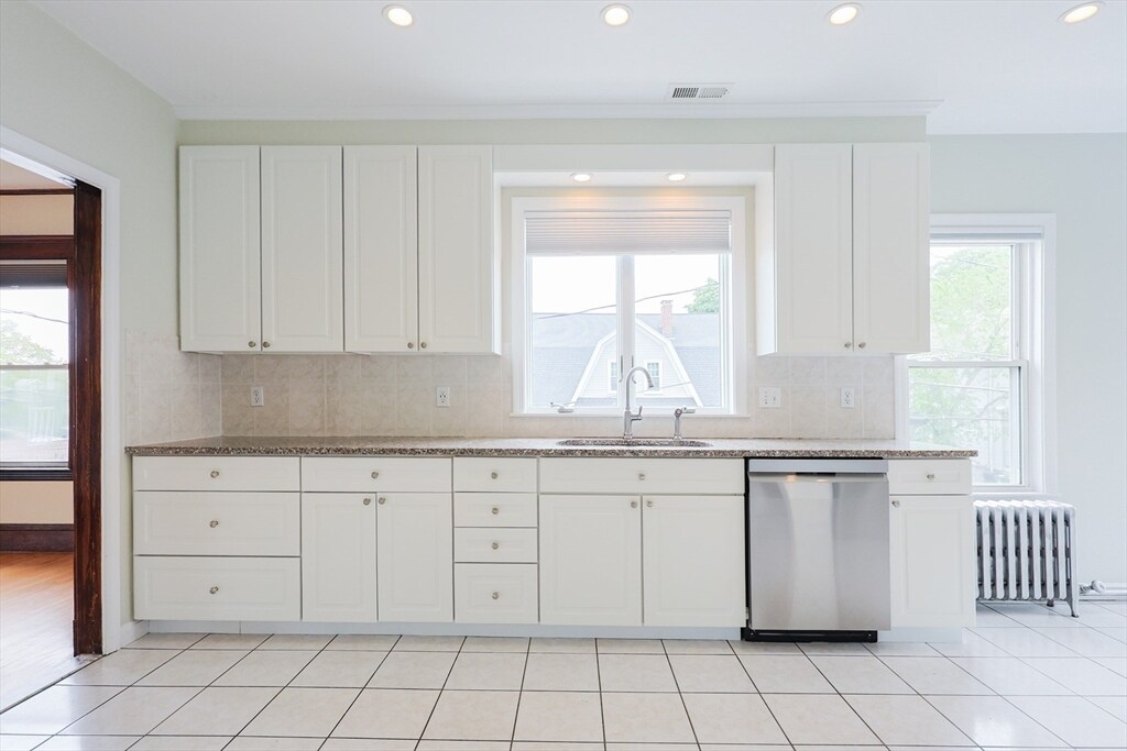 294 Belmont St in Watertown, MA - Building Photo