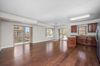 6636 W 65th St in Chicago, IL - Building Photo - Building Photo