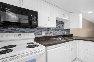 411 Sheoah Blvd in Winter Springs, FL - Building Photo - Building Photo