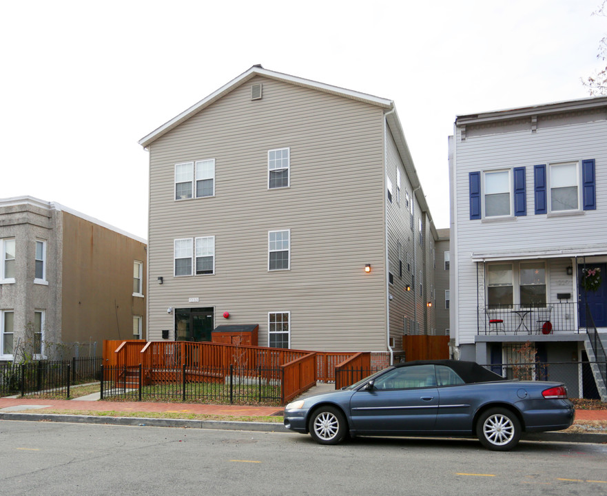 1233 Morse St NE in Washington, DC - Building Photo