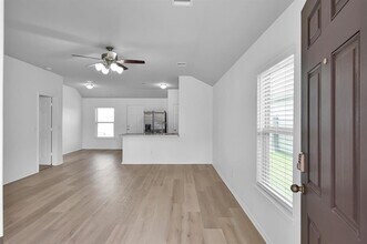 21011 Twining Rose Ln in Tomball, TX - Building Photo - Building Photo