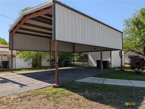 224 Melody Ln in New Braunfels, TX - Building Photo - Building Photo