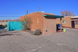 1506 Edith Blvd NE in Albuquerque, NM - Building Photo - Building Photo
