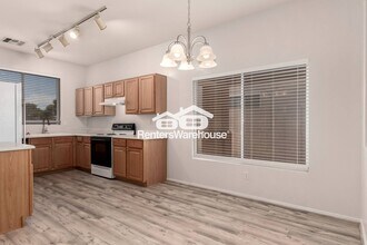 15338 W Banff Ln in Surprise, AZ - Building Photo - Building Photo