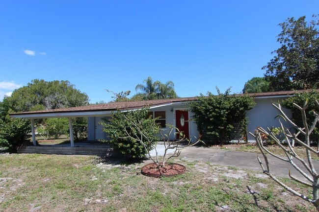 property at 904 Hall St