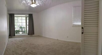 3509 E Bangor Ct in Irving, TX - Building Photo - Building Photo