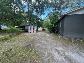 1900 River Birch Dr in Sumter, SC - Building Photo - Building Photo