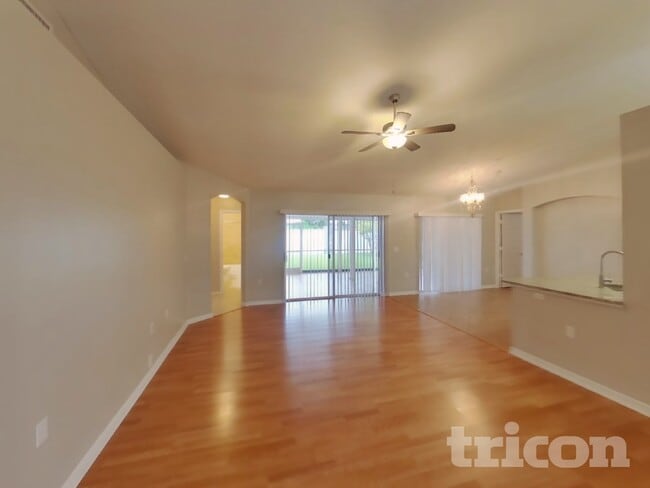 29728 Morwen Pl in Zephyrhills, FL - Building Photo - Building Photo