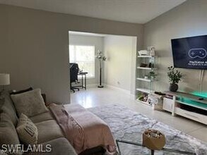 8285 Ibis Club Dr-Unit -813 in Naples, FL - Building Photo - Building Photo