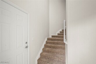 9220 Belleza Way in Ft. Myers, FL - Building Photo - Building Photo