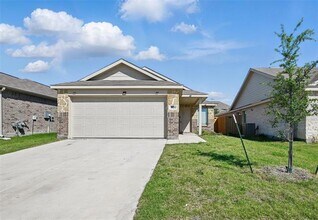 1924 Aves Gln Ln in Heath, TX - Building Photo - Building Photo