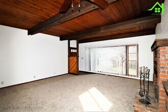 3194 Veda St in Redding, CA - Building Photo - Building Photo