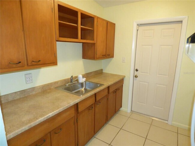 3372 Croton Terrace in Port Charlotte, FL - Building Photo - Building Photo