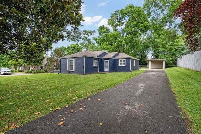 4020 Vailwood Dr in Nashville, TN - Building Photo - Building Photo