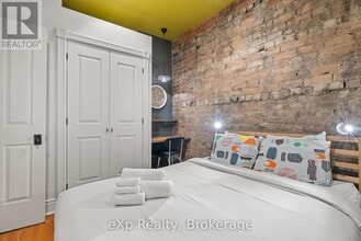 94 Wellington St in Stratford, ON - Building Photo - Building Photo