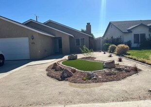 1400 S Farragut St in Ridgecrest, CA - Building Photo - Building Photo