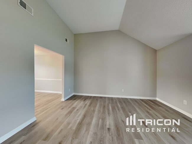 4445 Millenium View Ct SW in Snellville, GA - Building Photo - Building Photo