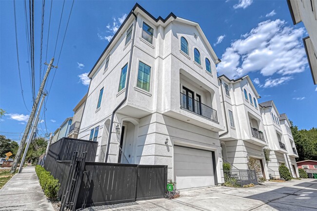 2516 Bevis St in Houston, TX - Building Photo - Building Photo