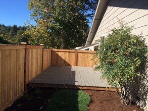 4097-4099 Potter Pl in Eugene, OR - Building Photo - Building Photo