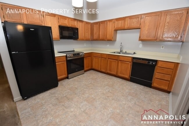 1947 Marconi Cir in Annapolis, MD - Building Photo - Building Photo