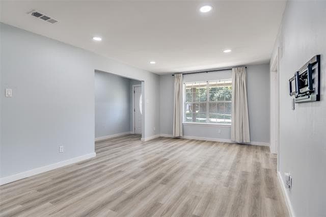 3647 Whitehall Dr in Dallas, TX - Building Photo - Building Photo