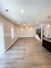 215 King Rd in Clarksville, TN - Building Photo - Building Photo